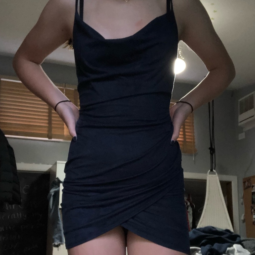 navy velvet dress (never worn)